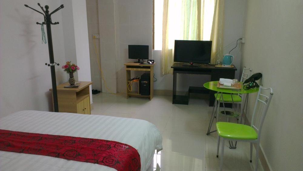 Junhua Inn Guangzhou South Railway Station Экстерьер фото